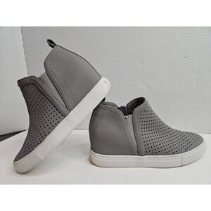 Steven By Steven Madden Slip On Gray High Top Shoes. Zipper On Side.‎